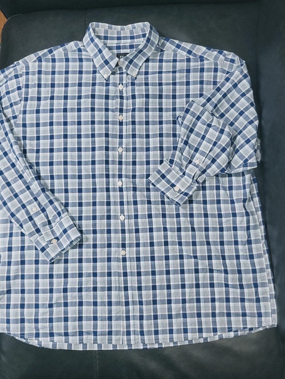 JOS. A BANK Men's XL Travel/Tech Button Down Blue Plaid Shirt Traditional Fit